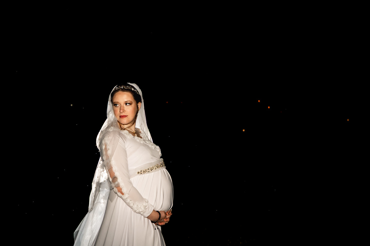 Bridal portraits in the orchards during the evening