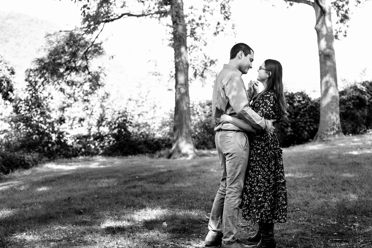 Couple stopping for a private dance in the field at Fort Hunter Park